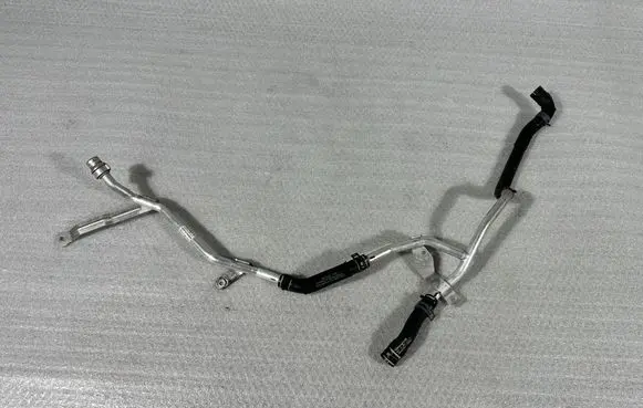 Porsche Cayenne (9Y0 9Y3) Engine coolant pipe/hose 4m0121449bk 4m0819672a 4M0121485BQ