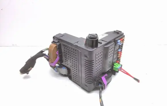 Volvo XC90 Fuse module 30786890
