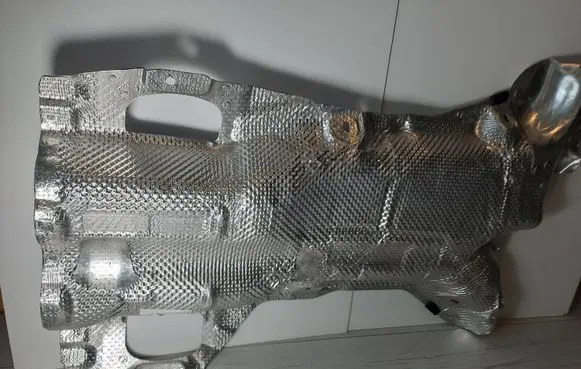 BMW M4 F82 F83 Exhaust heat shield 8077408
