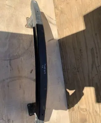 Volkswagen PASSAT B5.5 Front bumper cross member 3B0807560