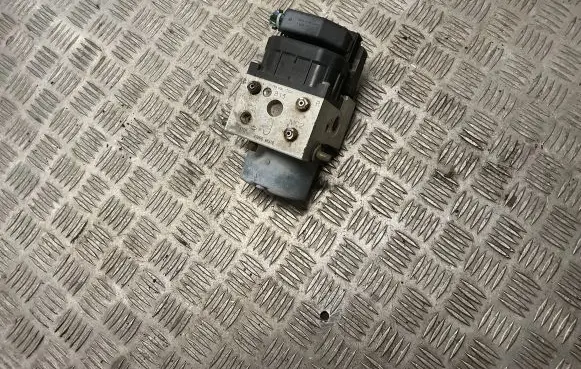 Nissan Navara D22 ABS Pump