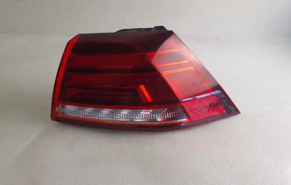 Volkswagen Golf VII Rear/tail lights 5GM945096F