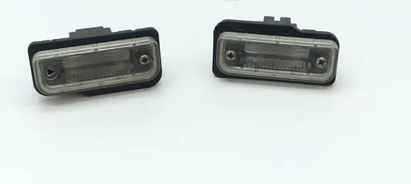 Mercedes-Benz E W211 Number plate light A2038200256