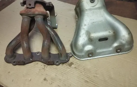 Honda Element Exhaust manifold