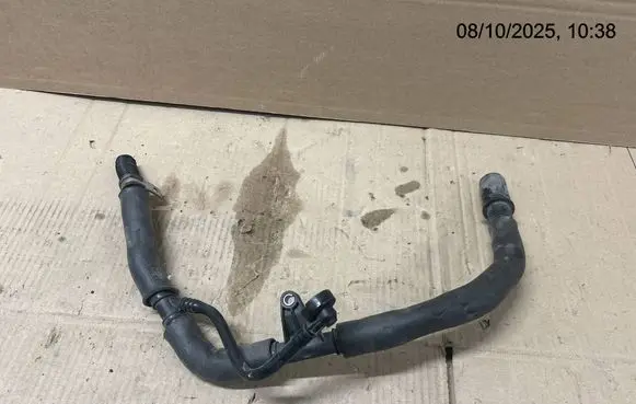 Mercedes-Benz E W213 Breather/breather pipe/hose A2740183901 2740183901