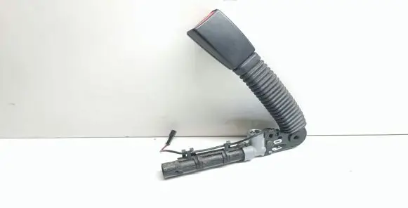BMW 5 GT F07 Front seatbelt buckle 615796400D