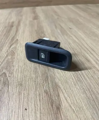 Skoda Fabia Mk2 (5J) Electric window control switch 5J0867435 8103909
