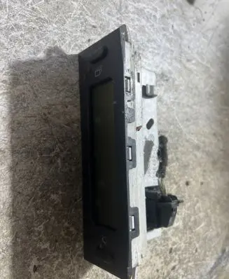 Citroen C5 Screen/display/small screen 9650243277