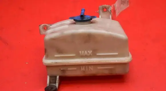 Coolant expansion tank/reservoir
