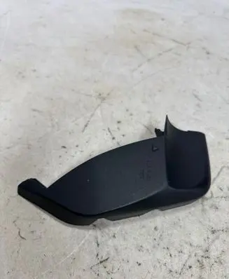 Porsche Cayenne (92A) Rear/tail light trim molding 90053385 7P5945425A