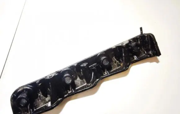 Mazda 323 F Rocker cam cover RF2A