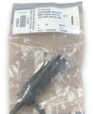 BMW 3 E90 E91 Windscreen/windshield washer pump 6973097