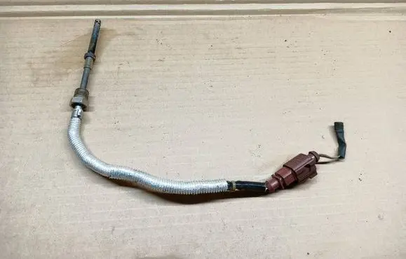 Audi Q5 SQ5 Exhaust gas temperature sensor 059906088M
