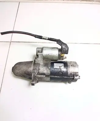 Subaru Forester SK Starter motor 23300AA621 M002T89076