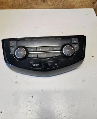 Nissan Qashqai Climate control unit 275004EA1A 201719 T9077712