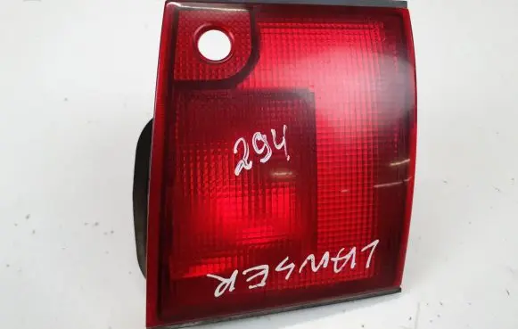 Mitsubishi Lancer Tailgate rear/tail lights 1149204