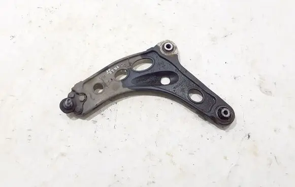 Renault Trafic III (X82) Front lower control arm/wishbone 545016850R