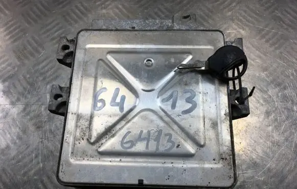 Peugeot 206 Engine control unit/module 16300574 9637086880 28699