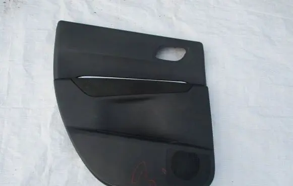 Peugeot 3008 I Rear door card panel trim 98005843ZE