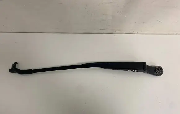 Mercedes-Benz S W220 Front wiper blade arm A2208201744