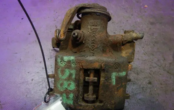 Renault Laguna I Rear brake caliper