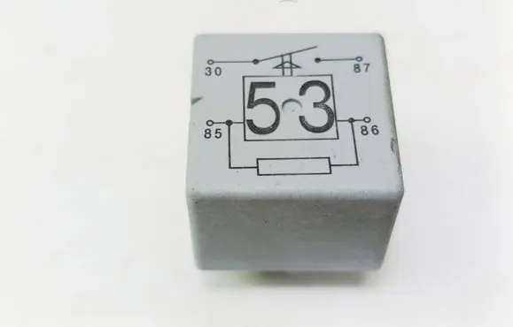 Audi A6 S6 C5 4B Other relay 141951253B