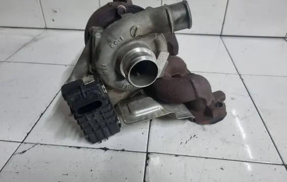 Ford Mondeo Mk III Turbo 4S7Q6K682EL