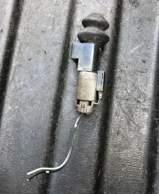 Infiniti FX Bonnet alarm switch sensor 33110 3121X