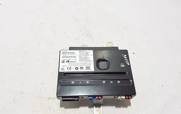 Chrysler Pacifica Camera control unit module 68376134AE