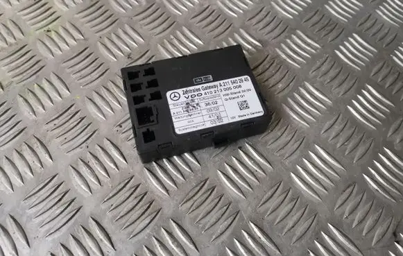 Mercedes-Benz E W211 Gateway control module A2115402945