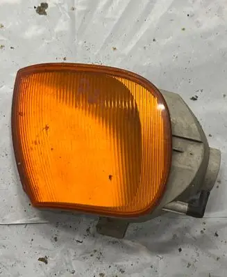Volkswagen Polo III 6N 6N2 6NF Front indicator light 6N0953050B