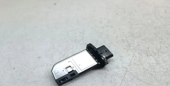 BMW 7 F01 F02 F03 F04 Mass air flow meter 7804150