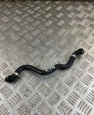 Audi Q7 4M Engine coolant pipe/hose 4M0611931