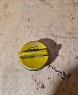Opel Zafira A Oil filler cap 90412508