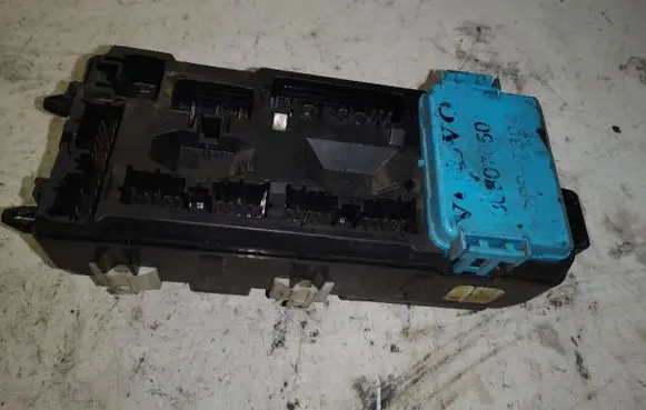Volvo V40 Fuse box set 30807016 A1649