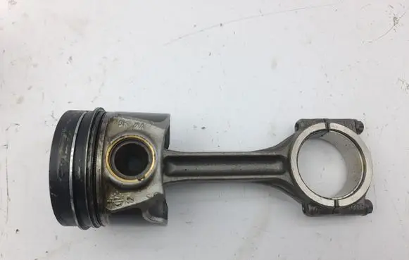 Audi A4 S4 B9 Piston with connecting rod
