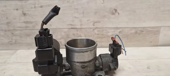 Toyota Avensis T250 Throttle valve 1923002010