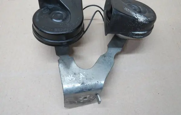 Opel Insignia A Horn signal 20857424 0345B25