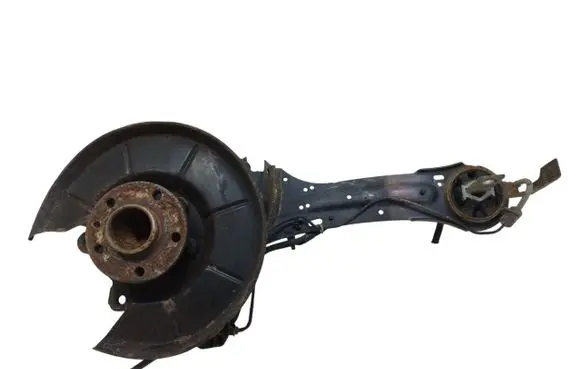 Volvo S60 Rear wheel hub 6G912K317A