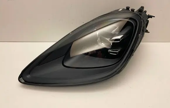 Porsche Cayenne (9Y0 9Y3) Headlight/headlamp 9Y0941031Q T9Y0031 1ES2293