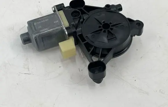 Audi A3 S3 8V Rear door window regulator motor 5Q0959801