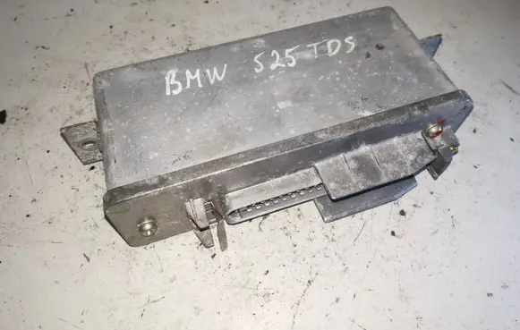 BMW 5 E34 ABS control unit/module 0265103047 34521160413 1160413