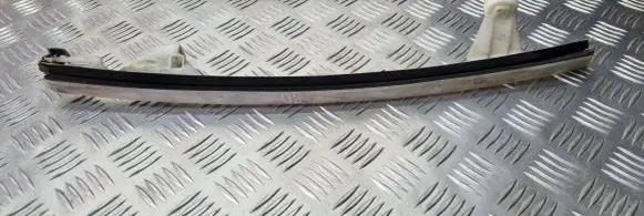 Peugeot 106 Front door windshield rail 9629069480