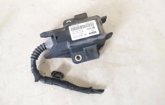 Volkswagen PASSAT B5 ESP acceleration yaw rate sensor 4b0907637a 0265005213