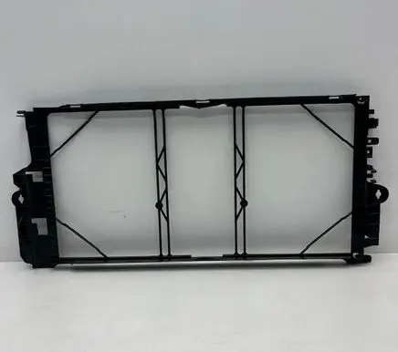 Volvo S90, V90 Radiator mount bracket 31368234