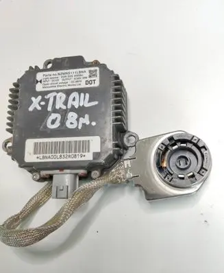 Nissan X-Trail T31 Xenon control unit/module NZMNS111LBNA LBNA00L832R0819