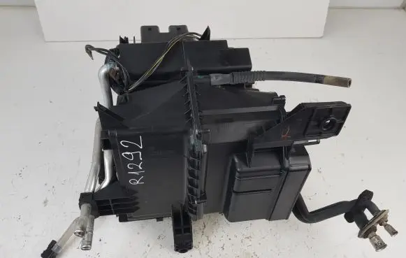 Toyota Avensis T250 Interior heater climate box assembly housing 