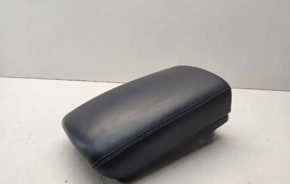 Nissan Qashqai Armrest 07C2403CB9