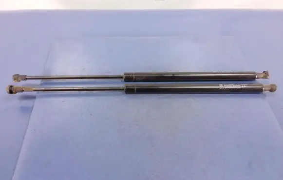 Renault Modus Shock absorber/damper mounting bracket 