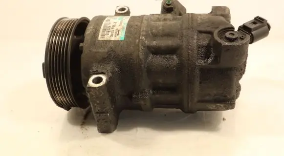 Volkswagen PASSAT CC Air conditioning (A/C) compressor (pump) 5N0820803